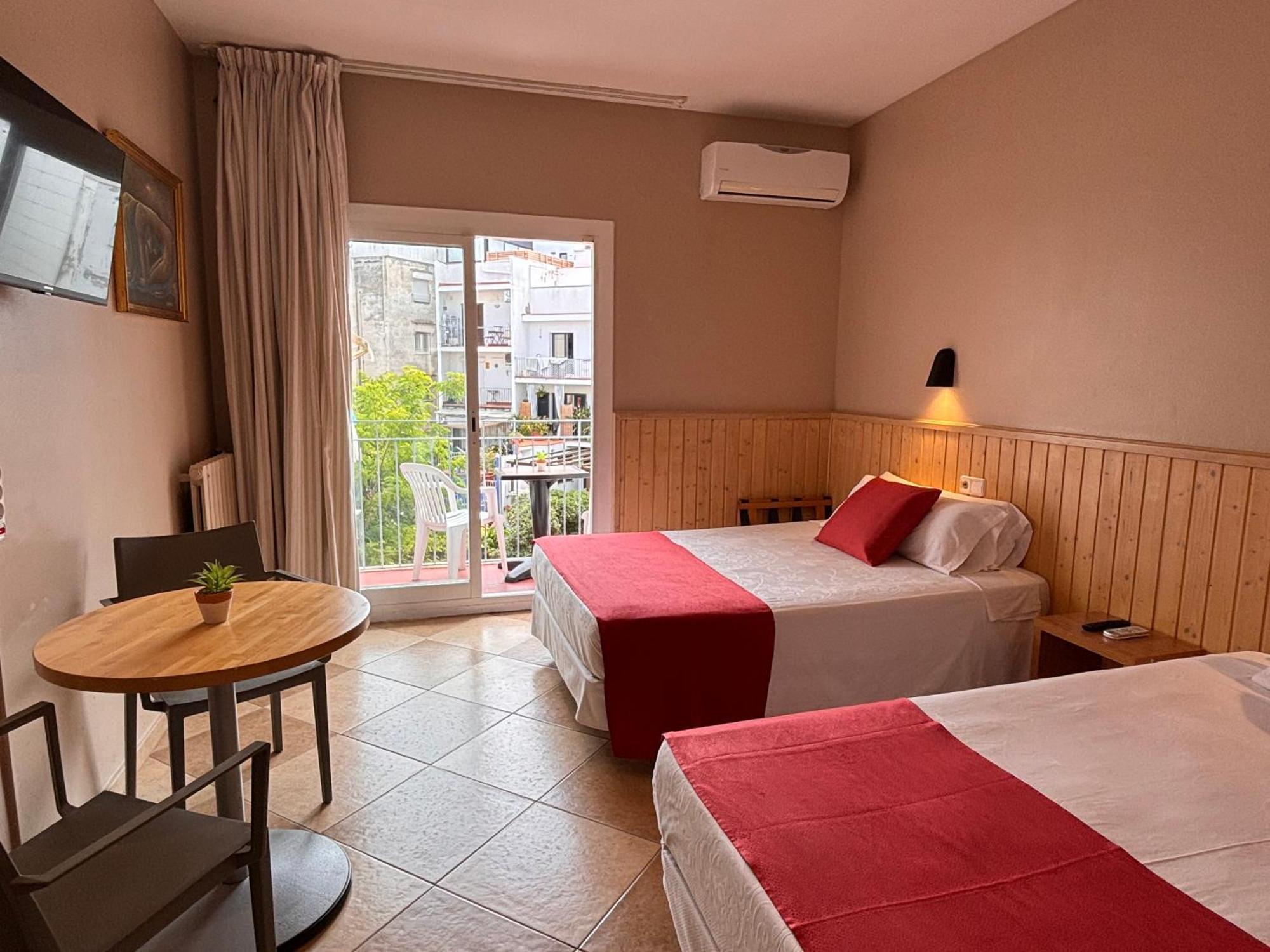 Hotel Piccadilly Сиджес Экстерьер фото