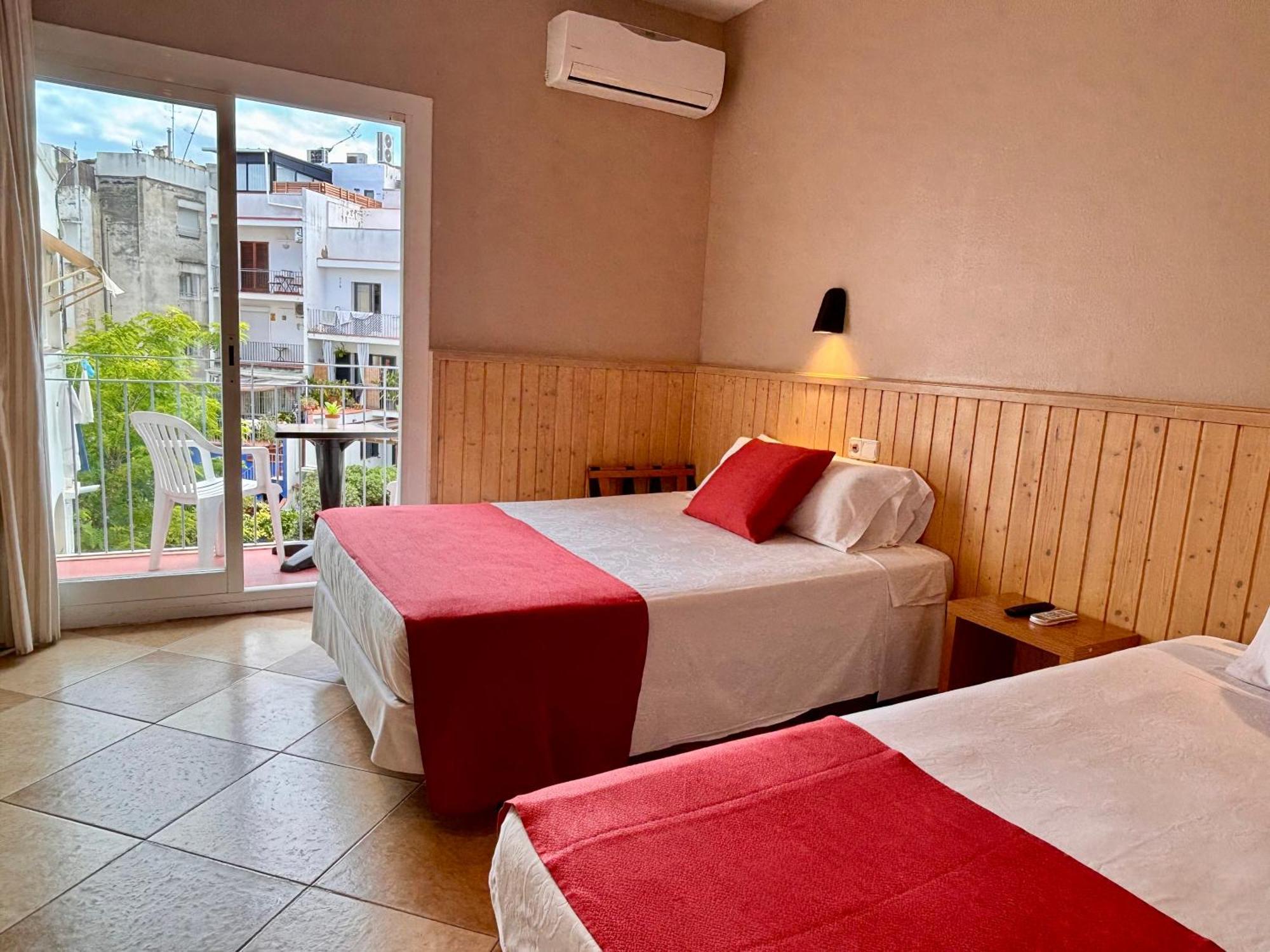 Hotel Piccadilly Сиджес Экстерьер фото