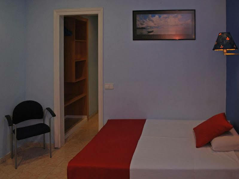 Hotel Piccadilly Сиджес Экстерьер фото